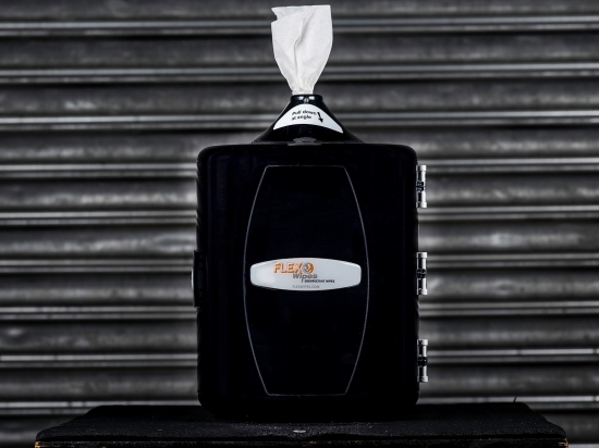 Wall Mounted Center Pull Dispenser